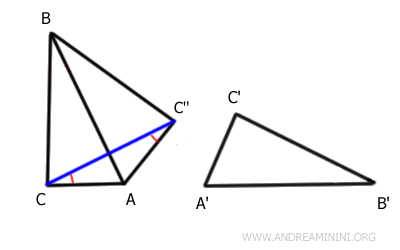 gli angoli nei vertici C e C'' sono congruenti